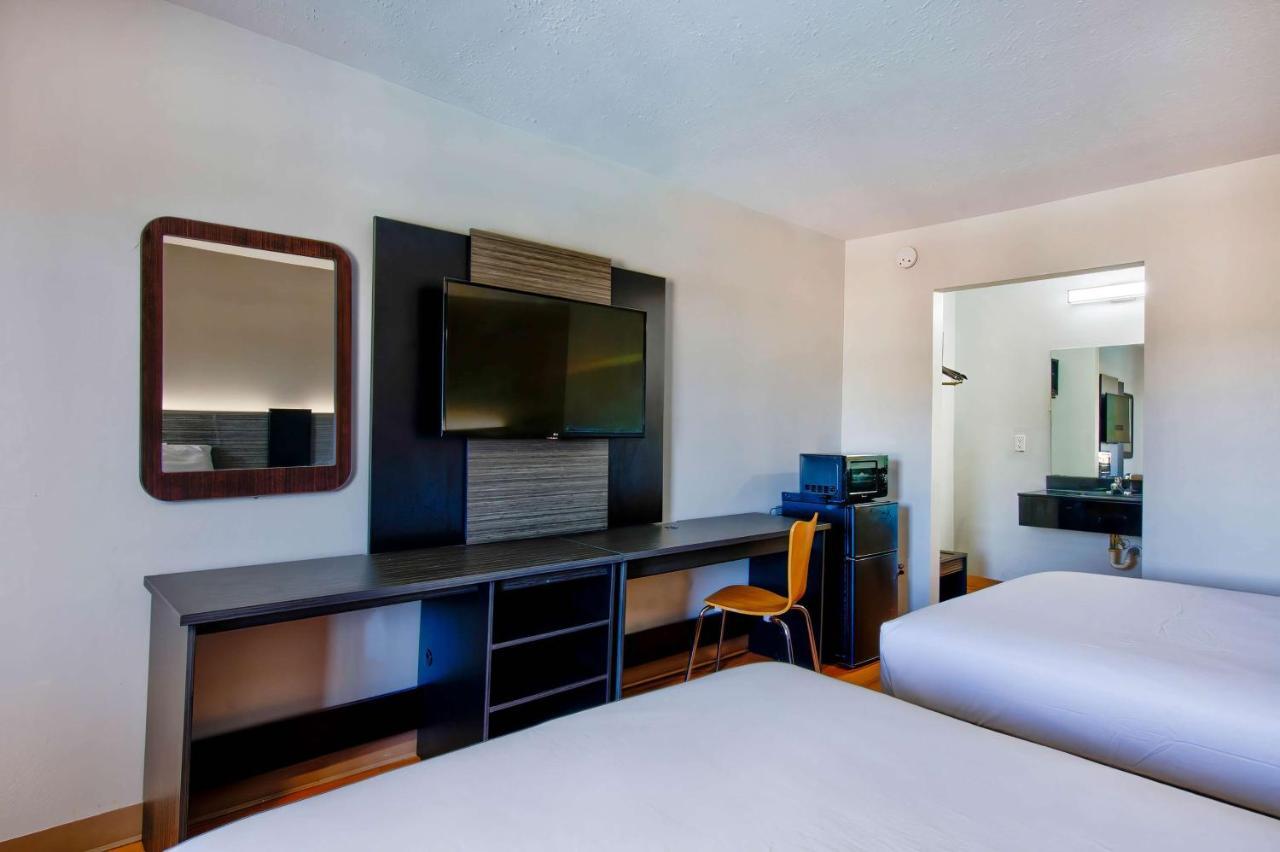 Motel 6-Gainesville, Ga Екстер'єр фото