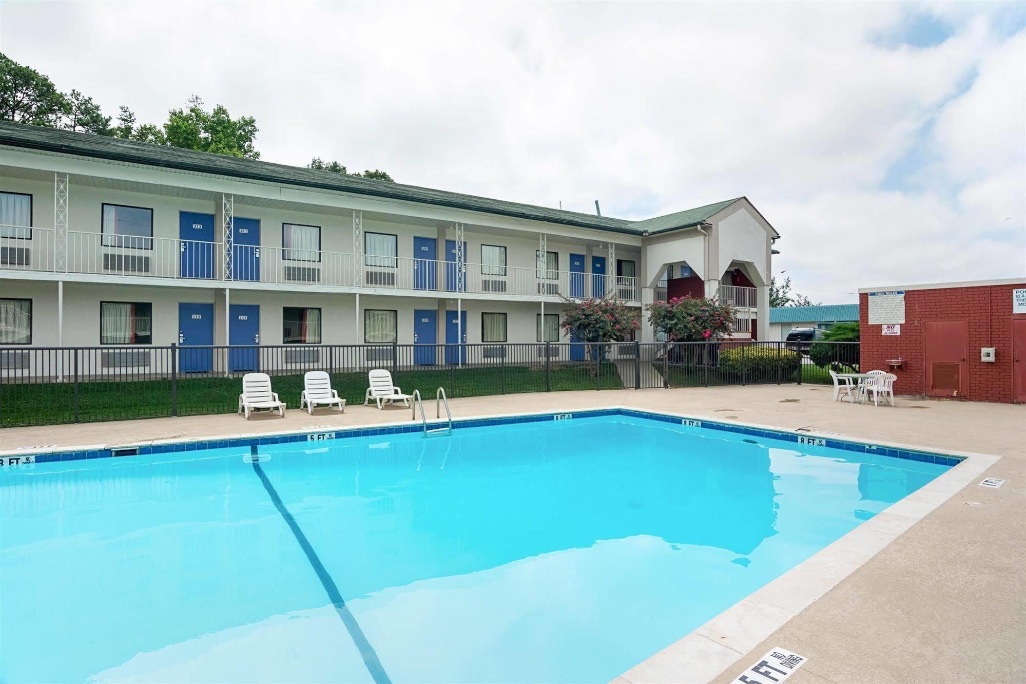 Motel 6-Gainesville, Ga Екстер'єр фото