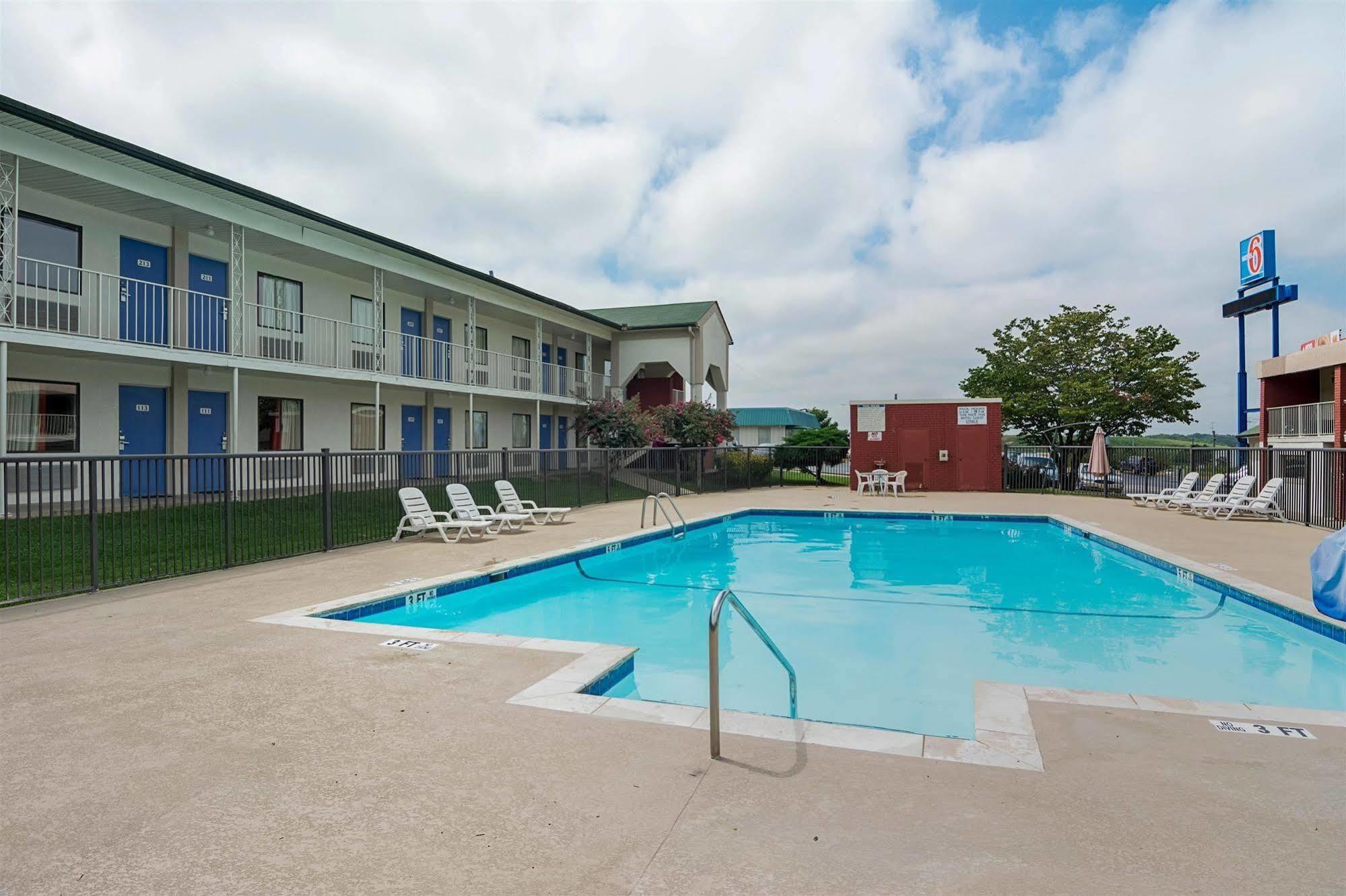 Motel 6-Gainesville, Ga Екстер'єр фото