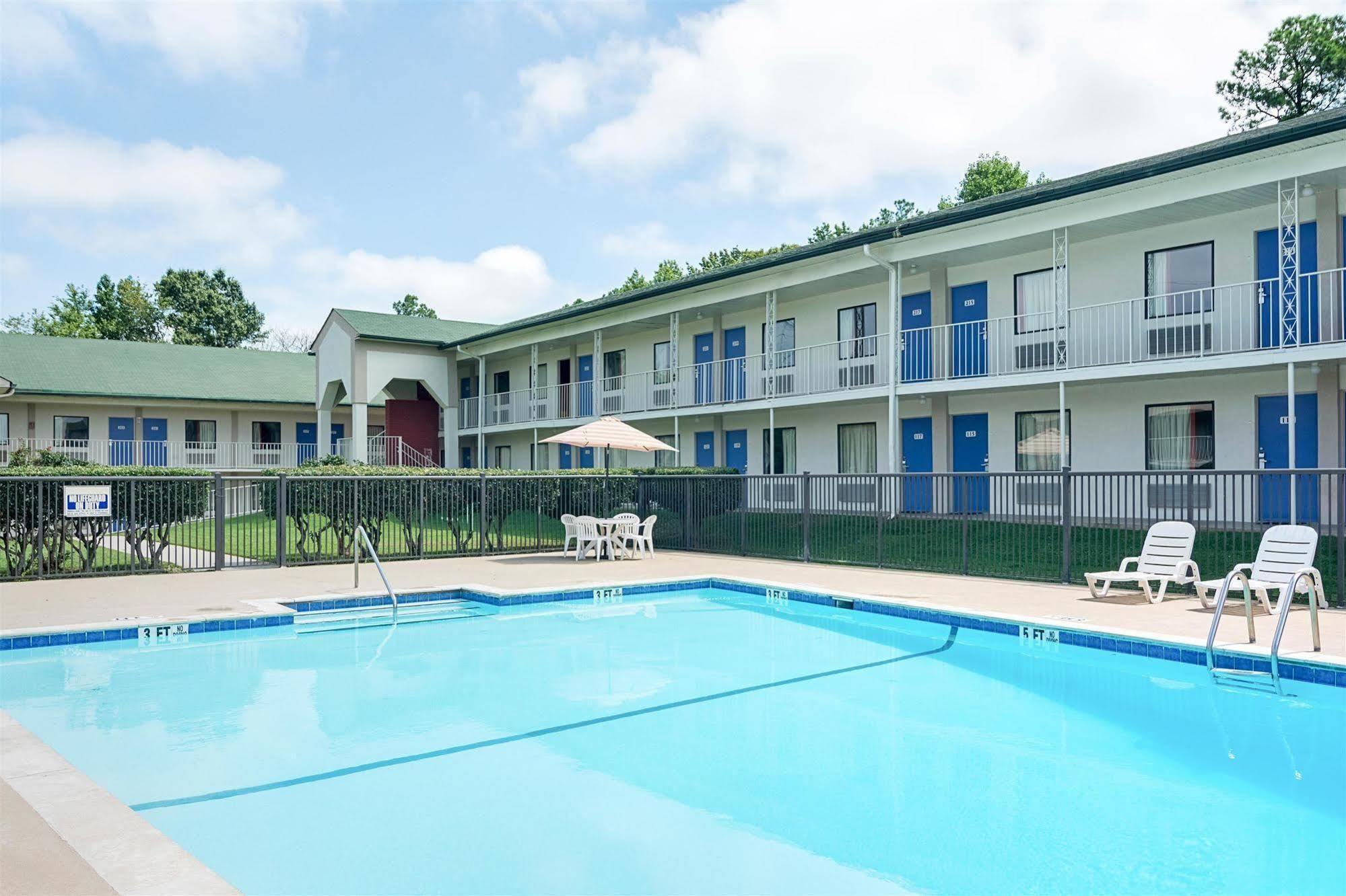 Motel 6-Gainesville, Ga Екстер'єр фото
